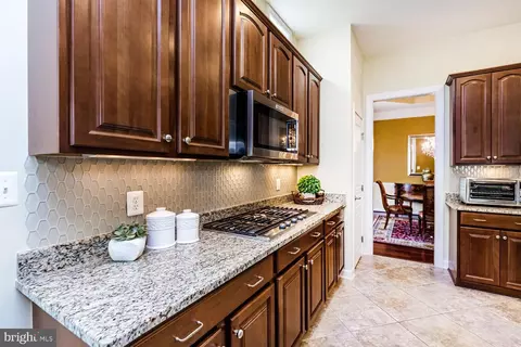 Kitchen - 306 Grindstone Dr, Arnold, MD 21012 photo 4 of 8