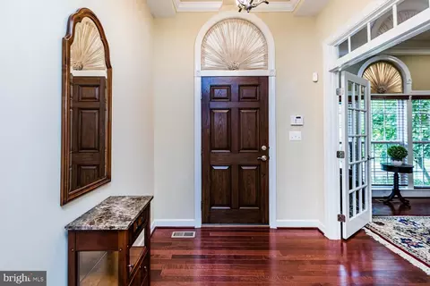 Entry Way - 306 Grindstone Dr, Arnold, MD 21012 photo 2 of 10