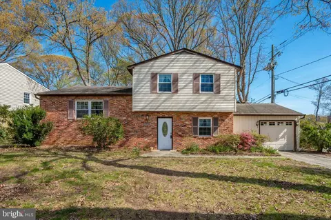 1300 Holliben Rd, Severna Park, MD 21146