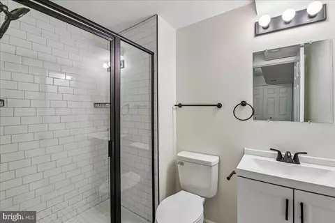 Bath - 327 Walton Ave, Baltimore, MD 21225 photo 3 of 3
