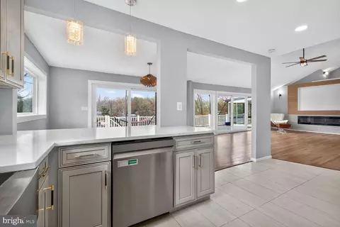 Other - 1526 Park Ln, Pasadena, MD 21122 photo 4 of 25