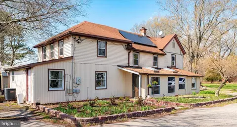 Exterior - 626 Clark Ave, Deale, MD 20751 photo 9 of 11