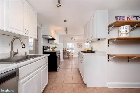 Kitchen - 626 Clark Ave, Deale, MD 20751 photo 1 of 6