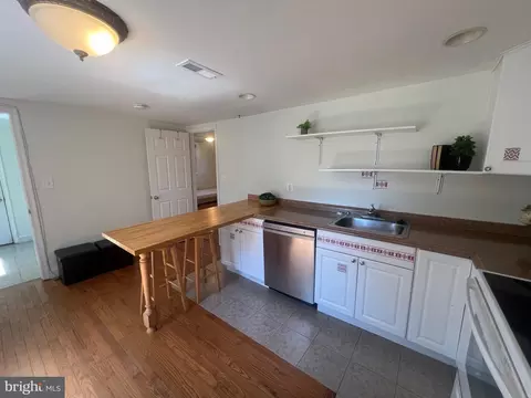 Kitchen - 626 Clark Ave, Deale, MD 20751 photo 5 of 6