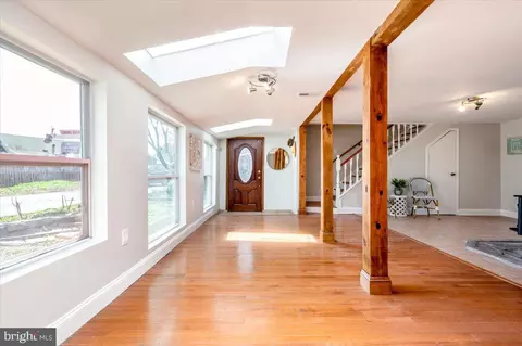 Entry Way - 626 Clark Ave, Deale, MD 20751 photo 1 of 9