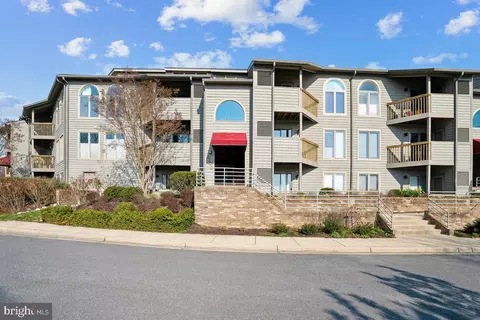 2108 Chesapeake Harbour Dr #201, Annapolis, MD 21403