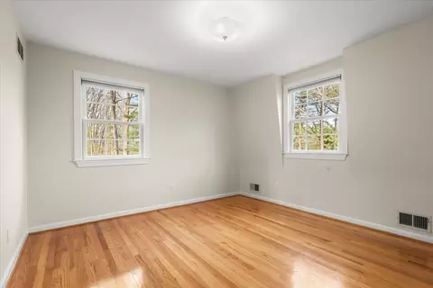 Bedroom - 326 Edgewater Rd, Pasadena, MD 21122 photo 3 of 7