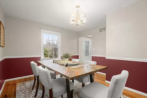 Dining - 326 Edgewater Rd, Pasadena, MD 21122 photo 2 of 2