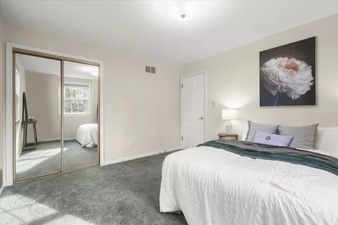 Bedroom - 326 Edgewater Rd, Pasadena, MD 21122 photo 2 of 7