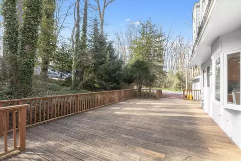 Exterior - 326 Edgewater Rd, Pasadena, MD 21122 photo 10 of 13