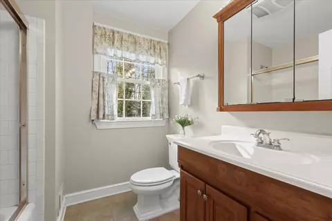 Bath - 326 Edgewater Rd, Pasadena, MD 21122 photo 4 of 5