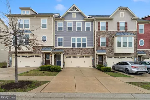 8058 Elton St, Glen Burnie, MD 21060