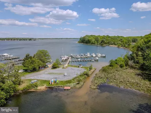 View/Area - 3542 Loch Haven Dr, Edgewater, MD 21037 photo 7 of 11