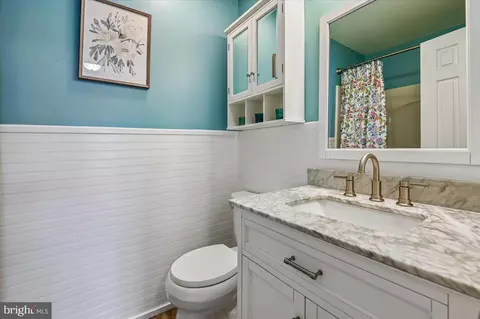 Bath - 1142 Jeffrey Dr, Crofton, MD 21114 photo 1 of 3