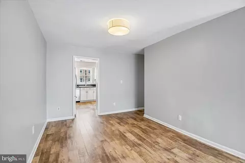 Entry Way - 1142 Jeffrey Dr, Crofton, MD 21114 photo 4 of 5
