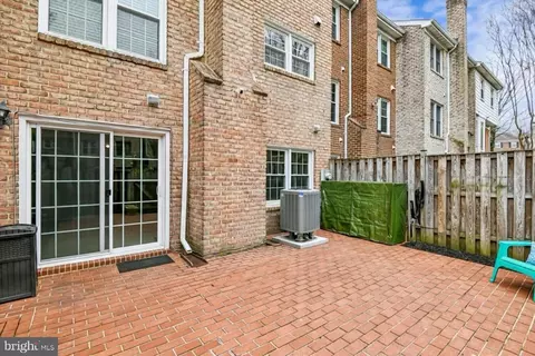 Exterior - 1142 Jeffrey Dr, Crofton, MD 21114 photo 4 of 11