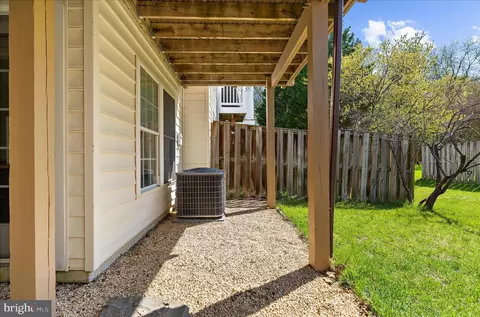 Exterior - 1327 Peppertree Ct, Crofton, MD 21114 photo 7 of 8