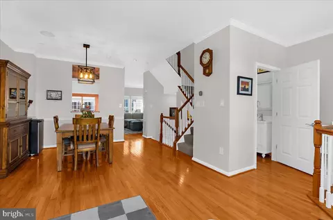 Dining - 1327 Peppertree Ct, Crofton, MD 21114 photo 2 of 5