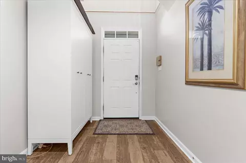 Entry Way - 1327 Peppertree Ct, Crofton, MD 21114 photo 3 of 3