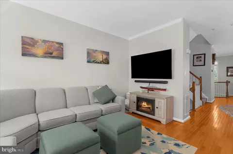 Living - 1327 Peppertree Ct, Crofton, MD 21114 photo 1 of 3