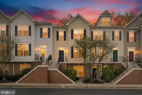 86 Harbour Heights Dr, Annapolis, MD 21401