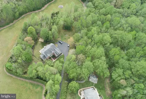 310 Kidwell Ln, Owings, MD 20736