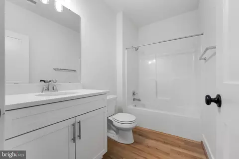 Entry Way - 620 Doyle Rd, Deale, MD 20751 photo 11 of 11