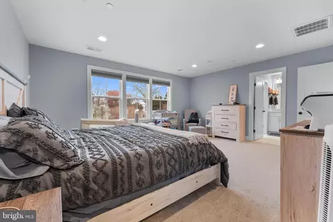 Bedroom - 620 Doyle Rd, Deale, MD 20751 photo 3 of 5