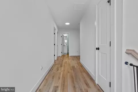 Entry Way - 620 Doyle Rd, Deale, MD 20751 photo 7 of 11
