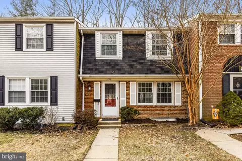 1752 Whitfield Ct, Crofton, MD 21114