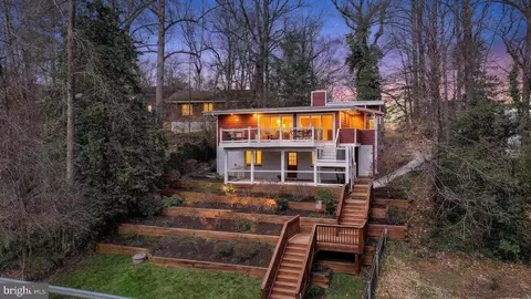 3516 Loch Haven Dr, Edgewater, MD 21037