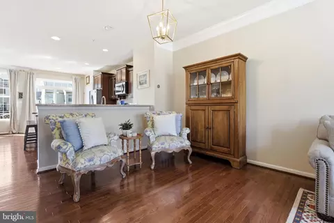 Entry Way - 876 Nancy Lynn Ln, Arnold, MD 21012 photo 5 of 12