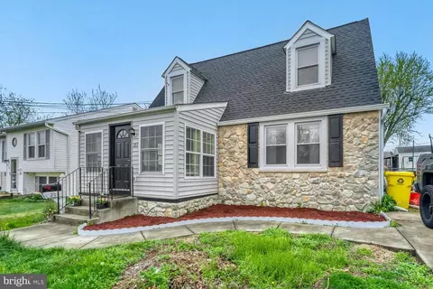 211 Lake Rd, Pasadena, MD 21122