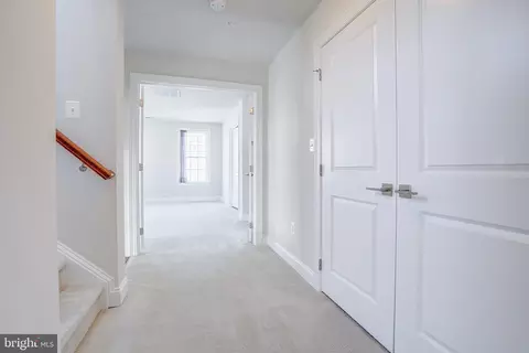 Entry Way - 2517 Cherry Tree Rd, Hanover, MD 21076 photo 4 of 5