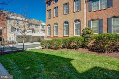 Exterior - 2517 Cherry Tree Rd, Hanover, MD 21076 photo 4 of 8