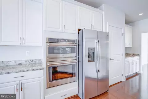 Kitchen - 2517 Cherry Tree Rd, Hanover, MD 21076 photo 4 of 4