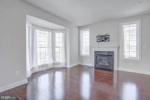 Living - 2517 Cherry Tree Rd, Hanover, MD 21076 photo 5 of 9