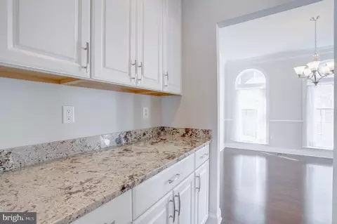 Entry Way - 2517 Cherry Tree Rd, Hanover, MD 21076 photo 2 of 5