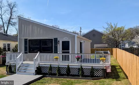 1634 Elkridge Dr, Edgewater, MD 21037