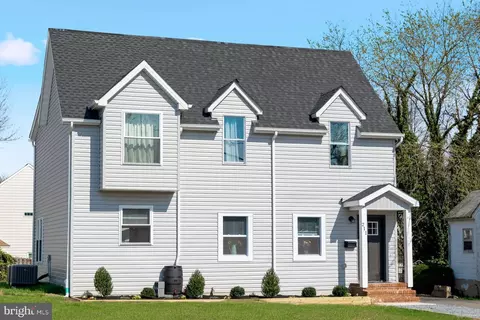 211 N Hammonds Ferry Rd, Linthicum Heights, MD 21090