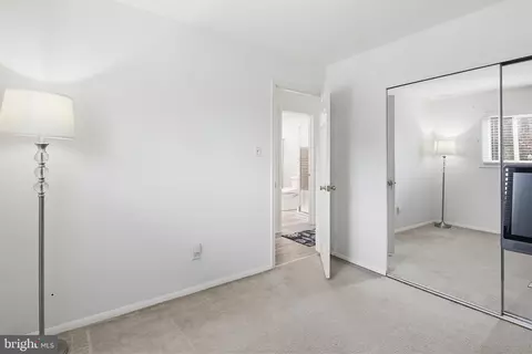Bedroom - 3893 Cotter Dr, Edgewater, MD 21037 photo 2 of 4