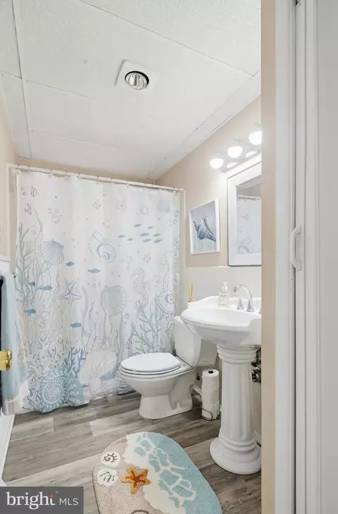 Bath - 3893 Cotter Dr, Edgewater, MD 21037 photo 2 of 2