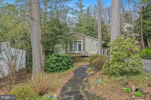 108 Askewton Rd, Severna Park, MD 21146