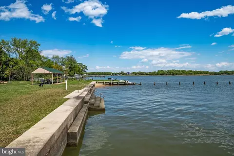 View/Area - 122 E Bay View Dr, Annapolis, MD 21403 photo 3 of 4