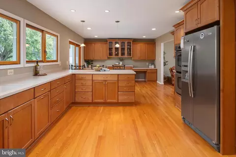 Other - 122 E Bay View Dr, Annapolis, MD 21403 photo 8 of 67