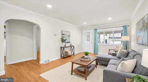 631 Cresswell Rd, Brooklyn, MD 21225
