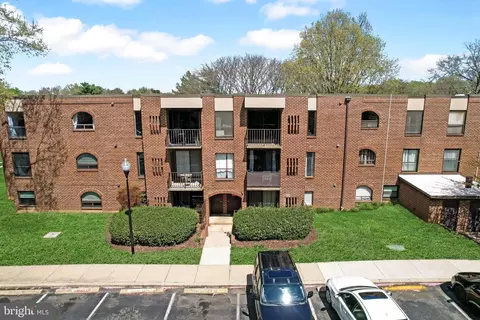 16 Silverwood Cir #1, Annapolis, MD 21403