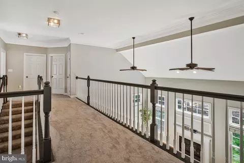 Entry Way - 3421 Swallowtail Ct, Edgewater, MD 21037 photo 6 of 8