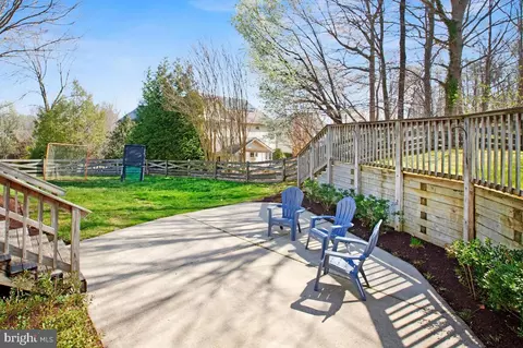 Exterior - 3421 Swallowtail Ct, Edgewater, MD 21037 photo 6 of 12