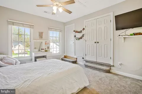 Bedroom - 3421 Swallowtail Ct, Edgewater, MD 21037 photo 3 of 10